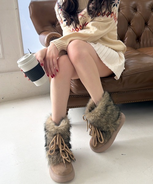 DEMETER(デメテル)の「厚底 プラットフォーム ボリュームファー レースアップムートンブーツ(ブーツ・レディース・ブラック×ブラック/ブラック×グレー/ブラウン/ベージュ・S/M/L/LL)」の19枚目の写真