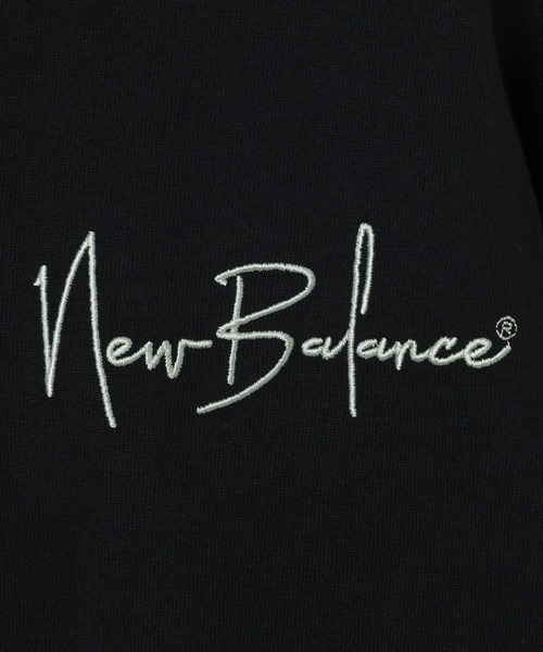 NEW BALANCE(ニューバランス)の「【New Balance(ニューバランス)】アスレチックシグネチャーロングスリーブTシャツ(Tシャツ/カットソー・レディース・ホワイト/ブラック・MEDIUM/LARGE)」の12枚目の写真