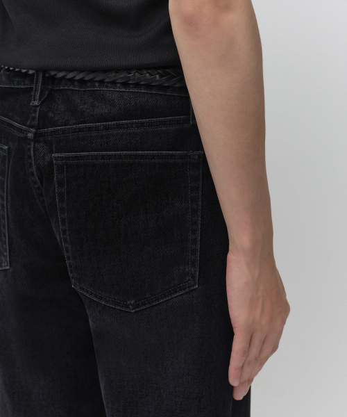 MUSINSA STANDARD（ムシンサスタンダード）の「ベルベットストレートデニムパンツ[ブラック]（デニムパンツ・メンズ・その他・28/29/30/31/32/33/34/36/38/40）」の6枚目の写真
