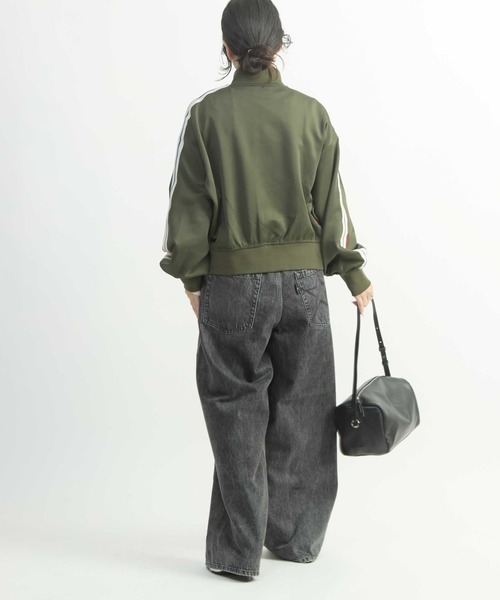 CONVERSE TOKYO(コンバーストウキョウ)の「3D WIDE DENIM PANTS(デニムパンツ・レディース・ブルー/インディゴブルー/ブラック・MEDIUM/SMALL)」の8枚目の写真