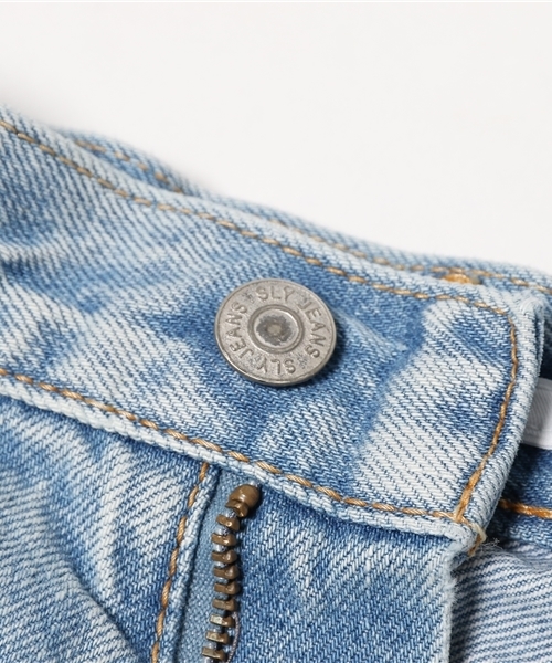 SLY（スライ）の「CLIFF HIP HUNG TILT S/PT-C（デニムパンツ・レディース・ライトブルー・0/2/1）」の11枚目の写真