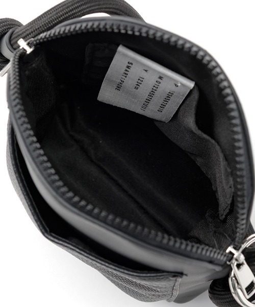 MATO by MARL MARL(マトーバイマールマール)の「MATO by MARLMARL/マトーバイマールマール ジップラインフォーンバッグ ZIPLINE PHONE BAG(マザーズバッグ・レディース・ブラック/ホワイト・FREE)」の11枚目の写真