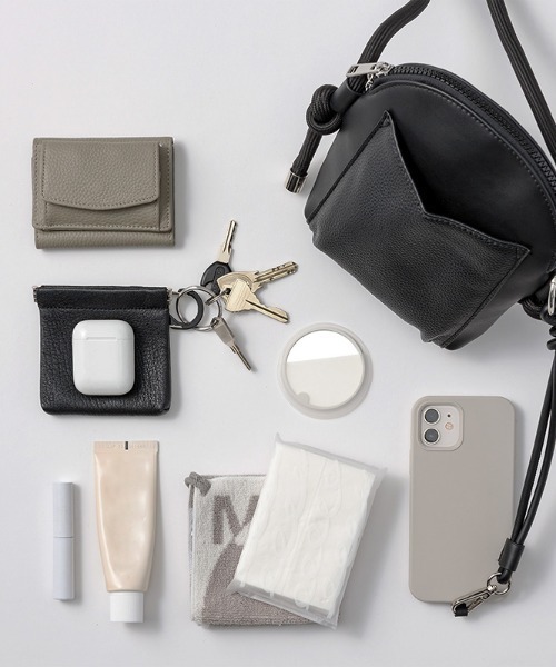 MATO by MARL MARL(マトーバイマールマール)の「MATO by MARLMARL/マトーバイマールマール ジップラインフォーンバッグ ZIPLINE PHONE BAG(マザーズバッグ・レディース・ブラック/ホワイト・FREE)」の12枚目の写真