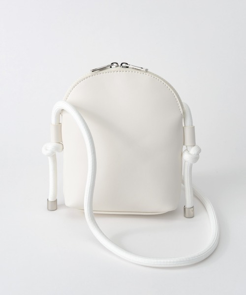MATO by MARL MARL(マトーバイマールマール)の「MATO by MARLMARL/マトーバイマールマール ジップラインフォーンバッグ ZIPLINE PHONE BAG(マザーズバッグ・レディース・ブラック/ホワイト・FREE)」の18枚目の写真
