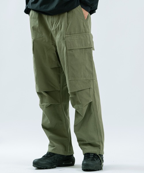 SHISKY(シスキー)の「ワイドカーゴパンツ(カーゴパンツ・メンズ・カーキ/ブラック・SMALL/MEDIUM/LARGE)」の1枚目の写真