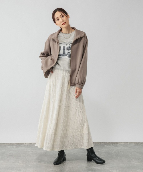 GLOBAL WORK(グローバルワーク)の「ジャガードフレアスカート/ 1054501(スカート・レディース・ホワイト/ブラック・MEDIUM/LARGE)」の3枚目の写真
