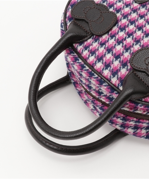 HARRIS TWEED（ハリスツイード）の「ハローキティハリスツイード