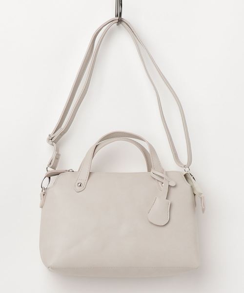 KOBE LETTUCE（コウベレタス）の「調節可能ショルダーストラップ付2way！フェイクレザーボストンバッグ BAG 鞄 レディース [B1148]神戸レタス（ショルダーバッグ・レディース・ブラック/オフホワイト/ベージュ系その他/ブルー系その他/パープル系その他・FREE）」の6枚目の写真