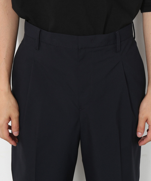 ADAM ET ROPE'(アダムエロペ)の「TCストレッチウェザーワイドクロップドパンツ(その他パンツ・メンズ・ネイビー/ブラック/カーキ・L/M)」の9枚目の写真