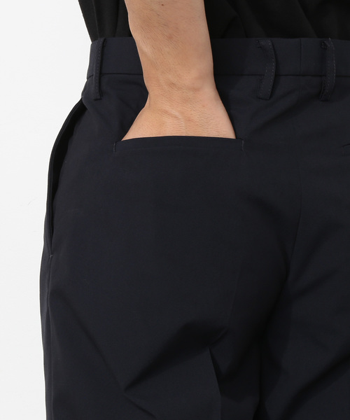 ADAM ET ROPE'(アダムエロペ)の「TCストレッチウェザーワイドクロップドパンツ(その他パンツ・メンズ・ネイビー/ブラック/カーキ・L/M)」の11枚目の写真