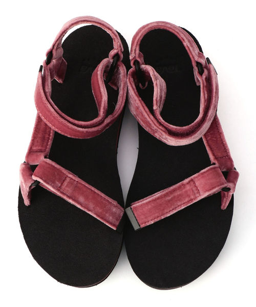 SHIPS（シップス）の「TEVA:VELVET UNIVERSAL MID（サンダル・レディース・ピンク/シルバー・36/37/35/38）」の5枚目の写真