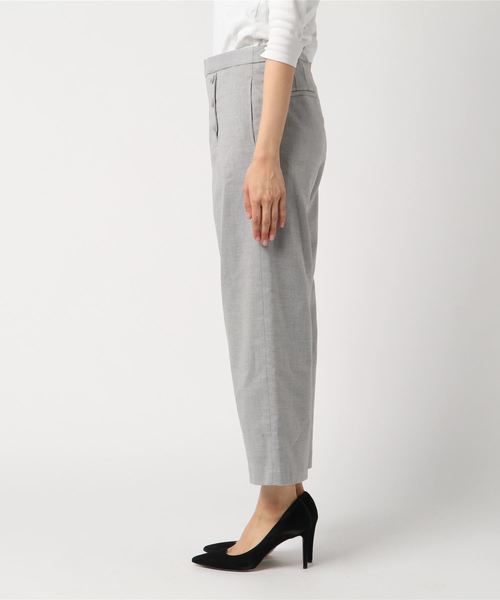 Petit Honfleur（プチオンフルール）の「前ボタンワイドパンツ（その他パンツ・レディース・ネイビー/グレー/アイボリー・67/70/61/64）」の4枚目の写真