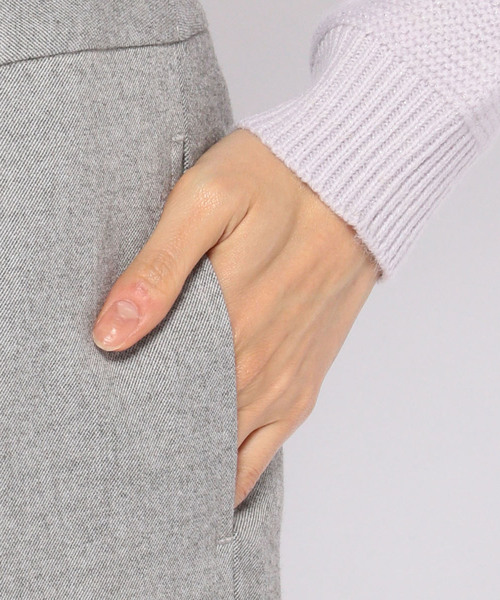 Petit Honfleur（プチオンフルール）の「前ボタンワイドパンツ（その他パンツ・レディース・ネイビー/グレー/アイボリー・67/70/61/64）」の10枚目の写真