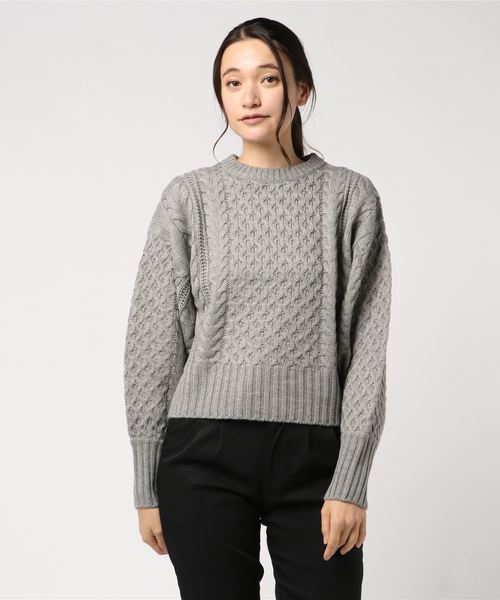 rps（アールピーエス）の「ウール混ボリューム袖ケーブルニットプルオーバー（ニット/セーター・レディース・チャコールグレー/グレー/アイボリー・フリー）」の5枚目の写真