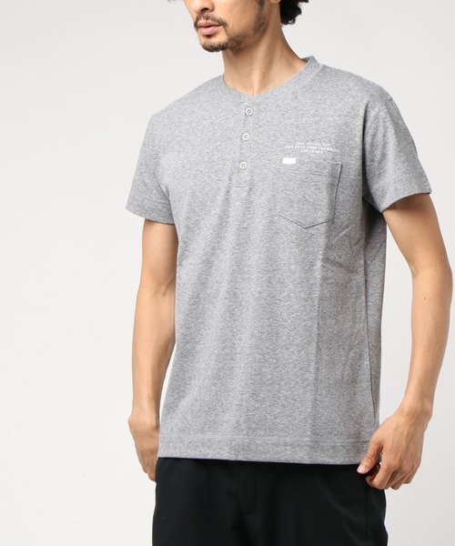 CRIMIE(クライミー)の「HENLEY NECK VINTAGE POCKET T-SHIRT(Tシャツ/カットソー・メンズ・グレー/ブラック/カーキ・SMALL/X-SMALL/X-LARGE/LARGE/MEDIUM/XX-LARGE)」の2枚目の写真