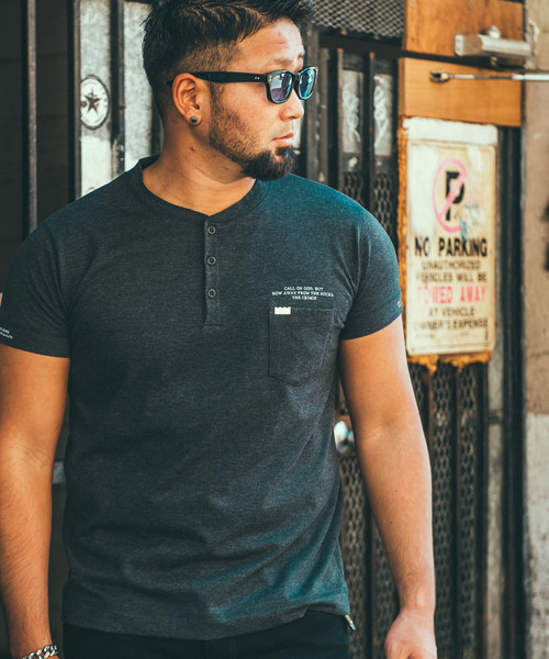 CRIMIE(クライミー)の「HENLEY NECK VINTAGE POCKET T-SHIRT(Tシャツ/カットソー・メンズ・グレー/ブラック/カーキ・SMALL/X-SMALL/X-LARGE/LARGE/MEDIUM/XX-LARGE)」の12枚目の写真