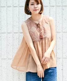 シフォン刺繍ノースリーブブラウス