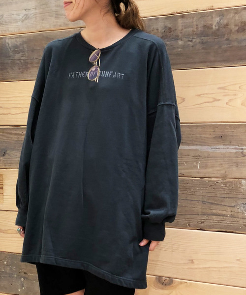 OLD BETTY'S(オールドベティーズ)の「Big Long Sleeve T-shirts/ビッグ 長袖 Tロング シャツ(Tシャツ/カットソー・レディース・モカ/スミクロ/キナリ・FREE)」の2枚目の写真