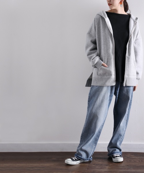 classicalelf（クラシカルエルフ）の「サイドスリット 無地ジップアッスウェットワイドパーカー（長袖）（パーカー・レディース・モカ/ブラック/ライトカーキ/ベージュ・LARGE/X-LARGE/MEDIUM）」の20枚目の写真