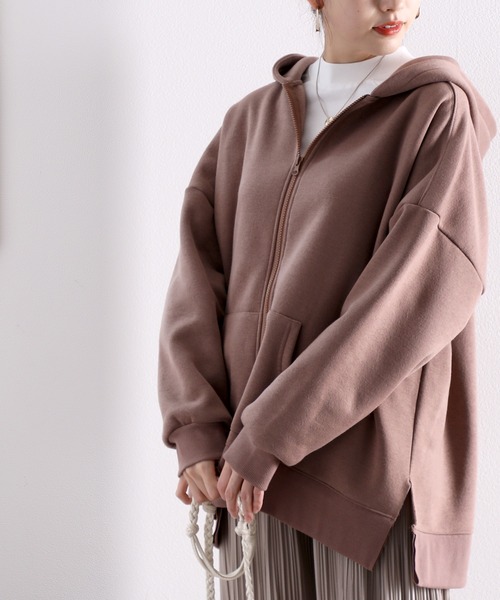 classicalelf（クラシカルエルフ）の「サイドスリット 無地ジップアッスウェットワイドパーカー（長袖）（パーカー・レディース・モカ/ブラック/ライトカーキ/ベージュ・LARGE/X-LARGE/MEDIUM）」の6枚目の写真