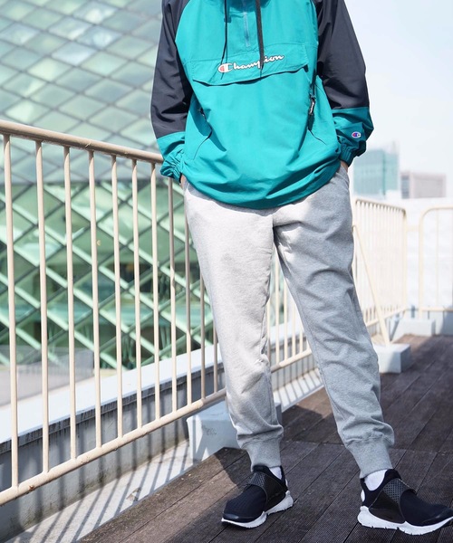 Champion（チャンピオン）の「【CHAMPION/チャンピオン】裏毛スウエットパンツ　Ｃ３－ＬＳ２５３　無地　ワンポイント　速乾性　スポーツシーン対応可能（スウェットパンツ・メンズ・グレー/ブラック/ネイビー/ホワイト・X-LARGE/MEDIUM/LARGE）」の19枚目の写真