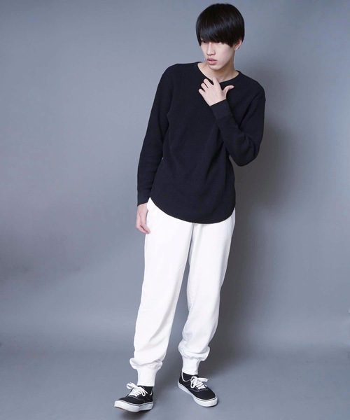 Champion（チャンピオン）の「【CHAMPION/チャンピオン】裏毛スウエットパンツ　Ｃ３－ＬＳ２５３　無地　ワンポイント　速乾性　スポーツシーン対応可能（スウェットパンツ・メンズ・グレー/ブラック/ネイビー/ホワイト・X-LARGE/MEDIUM/LARGE）」の6枚目の写真