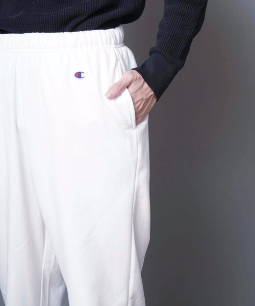 Champion（チャンピオン）の「【CHAMPION/チャンピオン】裏毛スウエットパンツ　Ｃ３－ＬＳ２５３　無地　ワンポイント　速乾性　スポーツシーン対応可能（スウェットパンツ・メンズ・グレー/ブラック/ネイビー/ホワイト・X-LARGE/MEDIUM/LARGE）」の10枚目の写真