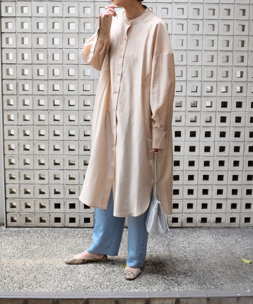 Marient（マリエント）の「シアースタンドカラーシャツワンピ（シャツワンピース・レディース・アイボリー/ラベンダー/ベージュ/ブラック/ネイビー・FREE）」の3枚目の写真