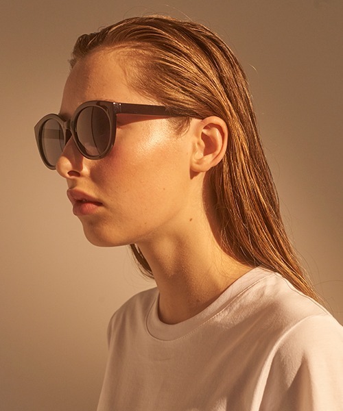 A.Kjaerbede（エキアビド）の「BUTTERFLY MT（サングラス・レディース・ブラック/その他/ライトイエロー/グリーン系その他/その他1/ライトグレー/レッド・ONE SIZE/FREE）」の20枚目の写真