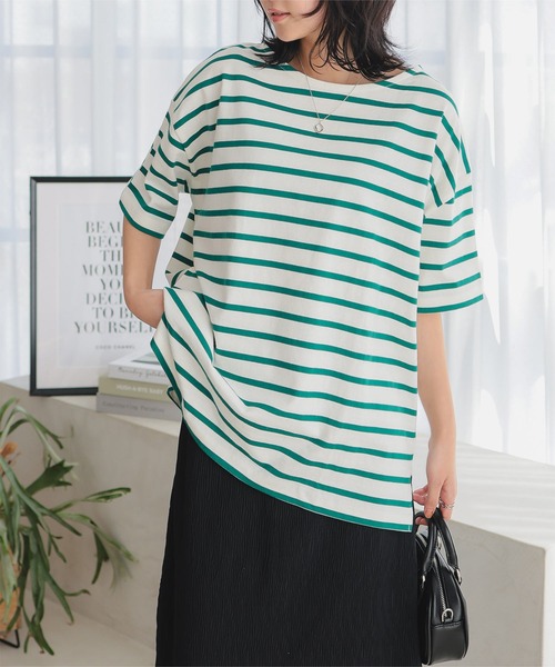 KOBE LETTUCE（コウベレタス）の「コットン100％ボーダーシンプルカットソーオーバーサイズ半袖Tシャツ（Tシャツ/カットソー・レディース・ブラウン系その他/ホワイト系その他6/ベージュ系その他2/ホワイト系その他3/ホワイト系その他5/ブラック×ホワイト/ホワイト系その他7/オレンジ/ベージュ系その他/ホワイト×ブラック/ブラウン系その他2/ホワイト系その他4/チャコール/ブラック系その他/ホワイト系その他/アイボリー/ホワイト系その他2/その他2/ベージュ系その他3/その他1/オリーブ/ブラック/ピンク系その他/ピンク系その他2/ピンク系1/ピンク系/グリーン系/グリーン系1/オフホワイト/ベージュ系その他4・FREE）」の6枚目の写真