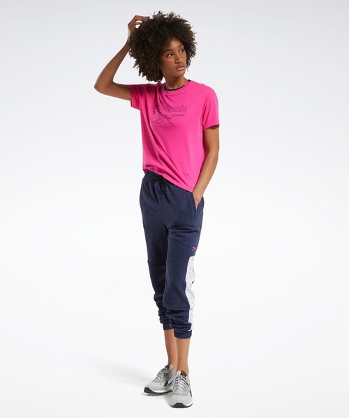 Reebok（リーボック）の「ワークアウト レディ スプレミアム スリム フィット ビッグ ロゴ Tシャツ [Workout Ready Supremium Slim Fit Big Logo Tee]（Tシャツ/カットソー・レディース・ブラック/ピンク・SMALL/MEDIUM/LARGE/X-LARGE）」の10枚目の写真