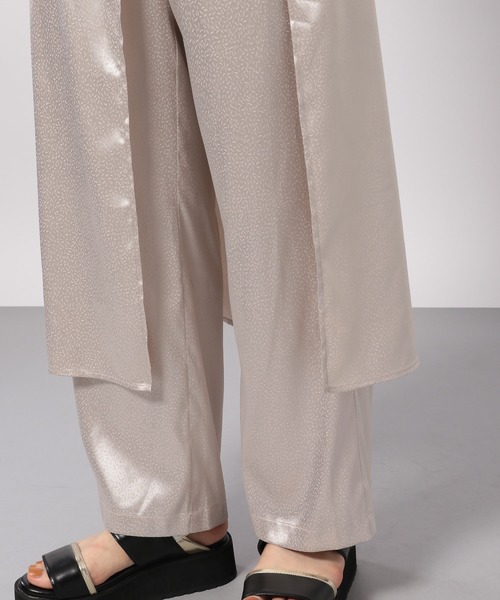 PAGEBOY（ページボーイ）の「サテンジャガードレイヤードパンツ（その他パンツ・レディース・ブラック/グレイッシュベージュ・FREE）」の11枚目の写真