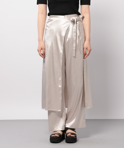 PAGEBOY（ページボーイ）の「サテンジャガードレイヤードパンツ（その他パンツ・レディース・ブラック/グレイッシュベージュ・FREE）」の5枚目の写真
