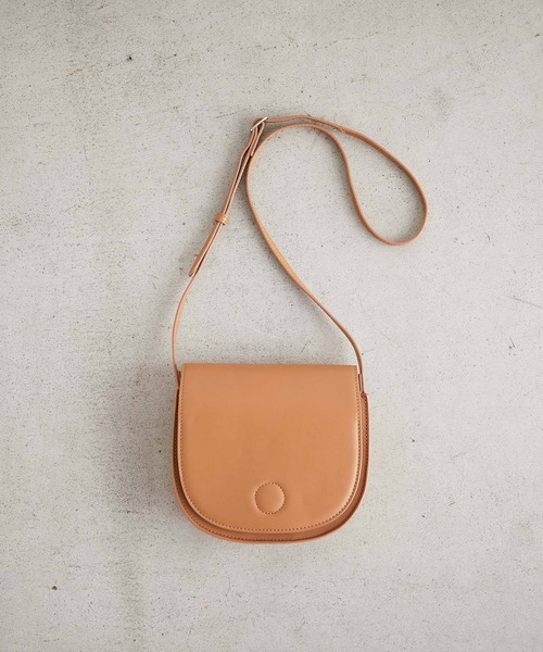 EFOLE（エフォル）の「【EFOLE】 ハーフムーン ショルダーバッグ（ショルダーバッグ・レディース・ブラック/ベージュ・FREE）」の10枚目の写真