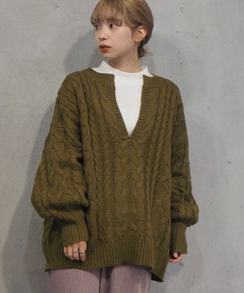 tiptop(ティップトップ)の「【web限定アイテム】2020AW ケーブル編みキーネックニット(ニット/セーター・レディース・アイボリー/ライトベージュ/ダークグリーン/パープル・FREE)」の3枚目の写真