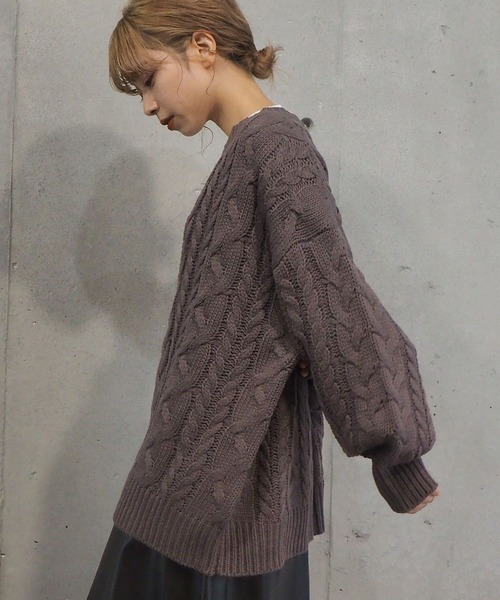 tiptop(ティップトップ)の「【web限定アイテム】2020AW ケーブル編みキーネックニット(ニット/セーター・レディース・アイボリー/ライトベージュ/ダークグリーン/パープル・FREE)」の6枚目の写真