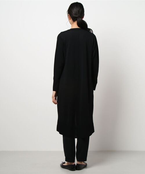 Mila Owen(ミラオーウェン)の「接触冷感ロングニットカーディガン(カーディガン/ボレロ・レディース・アイボリー/ブラック/ダークブラウン・0/1)」の18枚目の写真