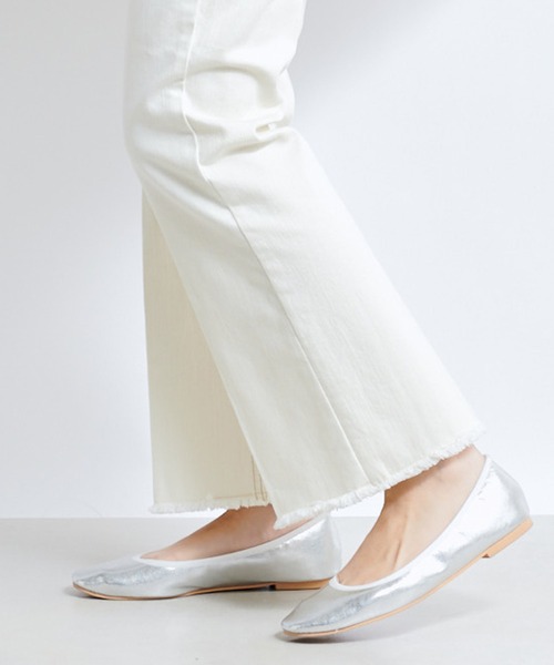 DouDou（ドゥドゥ）の「スクエアトゥフラットシューズ（バレエシューズ・レディース・ブラック/シルバー/ゴールド・36/37/38）」の4枚目の写真