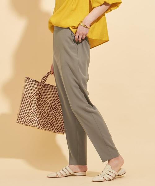 BEAUTY&YOUTH UNITED ARROWS（ビューティーアンドユースユナイテッドアローズ）の「BY∴ イージーテーパードパンツ 21SS -ウォッシャブル- :（その他パンツ・レディース・オリーブ/ピンク/ライトブルー・S/M/L）」の12枚目の写真