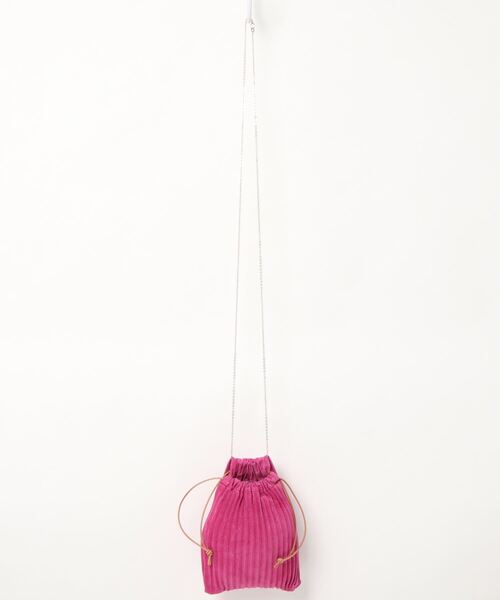 T.A.S(ティーエーエス)の「T.A.S ティーエーエス / PLEATED LEATHER DRAWSTRING BAG プリーツレザー ドゥローストゥリング バッグ トートバッグ ネックレス / BAG-075(ショルダーバッグ・メンズ・ブラック/ベージュ/ネイビー/グレー/ピンク/イエロー/ベージュ系その他・FREE)」の7枚目の写真