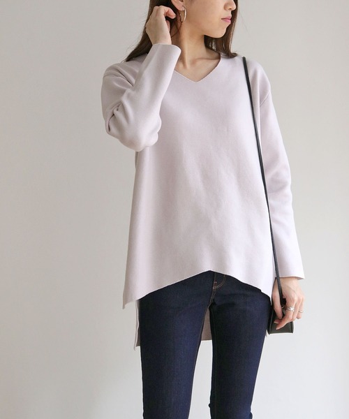 HER CLOSET(ハークローゼット)の「【HERCLOSET】イージーケア抗菌イレヘムVネックニット(ニット/セーター・レディース・サックスブルー/ブラック/ライトホワイト/グレー/ラベンダー/ベビーピンク・M)」の6枚目の写真