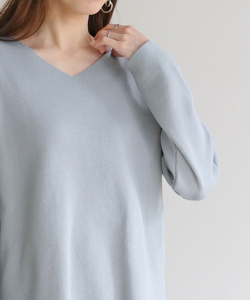 HER CLOSET(ハークローゼット)の「【HERCLOSET】イージーケア抗菌イレヘムVネックニット(ニット/セーター・レディース・サックスブルー/ブラック/ライトホワイト/グレー/ラベンダー/ベビーピンク・M)」の20枚目の写真