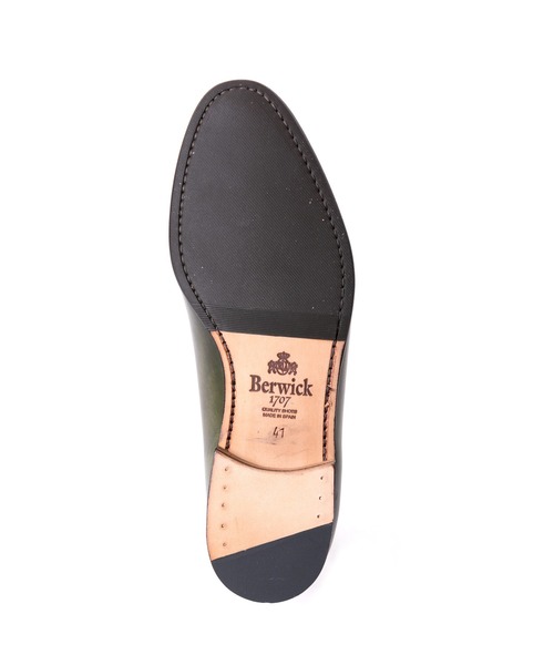Berwick1707（バーウィック）の「Berwick バーウィック タッセル