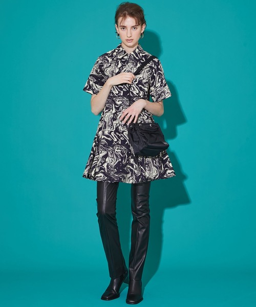 TOGA PULLA（トーガ　プルラ）の「【TOGA PULLA(トーガプルラ)】ストリングバッグ TOGA×PORTER (TC11-AG502)（ショルダーバッグ・レディース・ブラック/ブルー・FREE）」の5枚目の写真