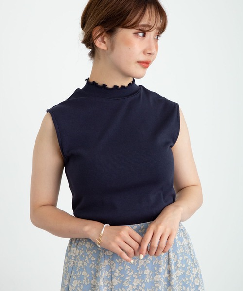 earth music&ecology（アースミュージックアンドエコロジー）の「ハイネックメローリブノースリーブプルオーバー ＊（Tシャツ/カットソー・レディース・ブラック/ライトイエロー/アイボリー/ミント/ネイビー/ライトベージュ・S/M）」の5枚目の写真