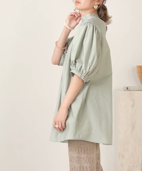 Bab（バブ）の「【WEB限定】ボリュームスリーブフレアブラウス（シャツ/ブラウス・レディース・オフホワイト/サックスブルー/ピンクベージュ・38）」の13枚目の写真