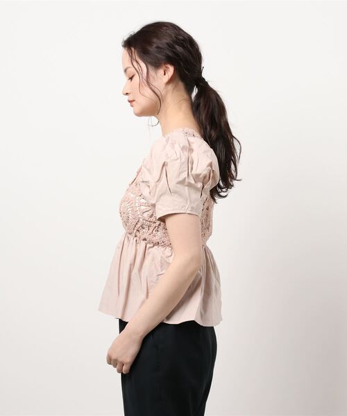 FREE'S MART(フリーズマート)の「前後2Wayレースドッキングペプラムブラウス(シャツ/ブラウス・レディース・ホワイト/ピンク/ブラック・FREE)」の4枚目の写真