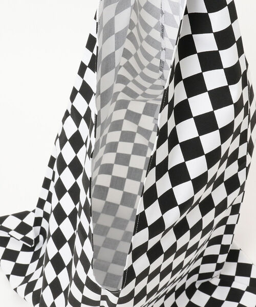 Ray BEAMS（レイビームス）の「Hollingworth country outfitters / チェッカー バッグ（トートバッグ・レディース・ブラック/ブルー・ONE SIZE）」の3枚目の写真