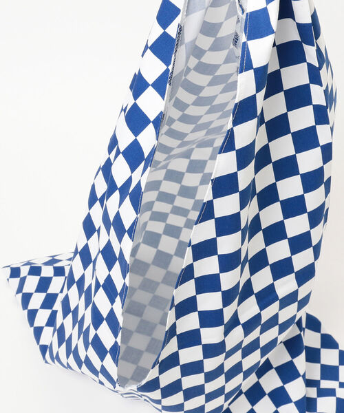 Ray BEAMS（レイビームス）の「Hollingworth country outfitters / チェッカー バッグ（トートバッグ・レディース・ブラック/ブルー・ONE SIZE）」の9枚目の写真