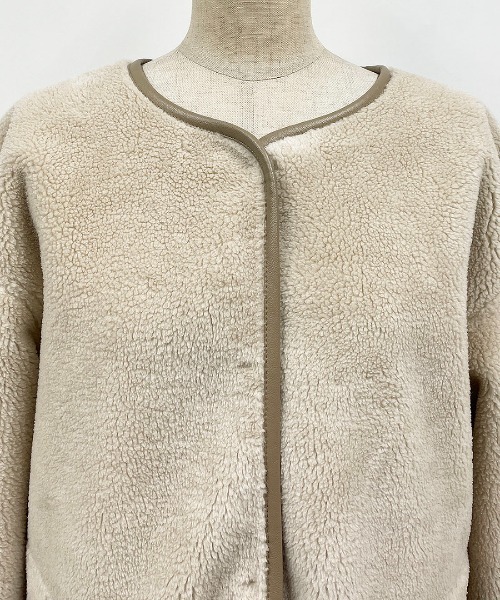 PICCIN（ピッチン）の「リバーシブルフェイクムートンコート（ムートンコート・レディース・キャメル/チャコールグレー/アイボリー・L/M）」の9枚目の写真